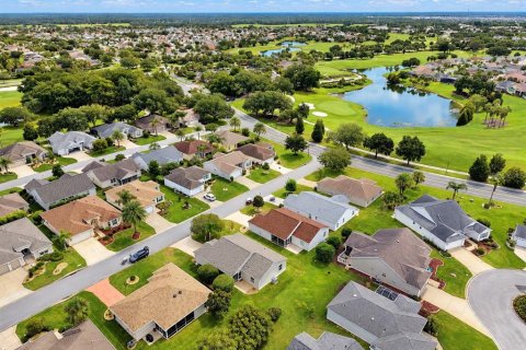 Villa ou maison à vendre à The Villages, Floride: 2 chambres, 110.27 m2 № 2411488 - photo 28