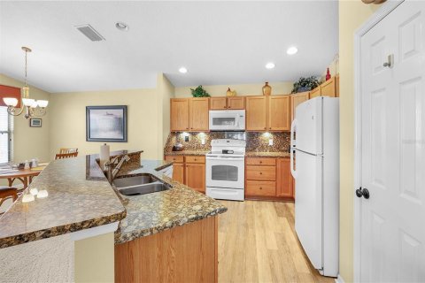 Villa ou maison à vendre à The Villages, Floride: 2 chambres, 110.27 m2 № 2411488 - photo 8