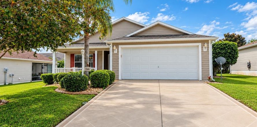 Villa ou maison à The Villages, Floride 2 chambres, 110.27 m2 № 2411488