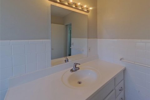 Casa en alquiler en Pinellas Park, Florida, 3 dormitorios, 121.98 m2 № 1911010 - foto 14