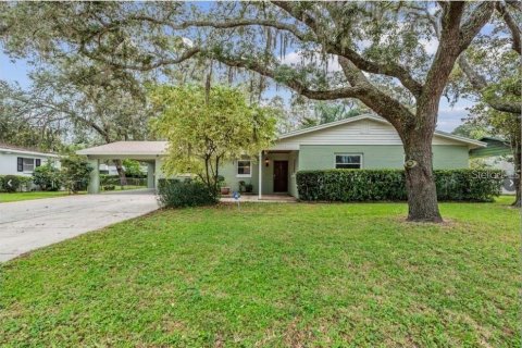 Villa ou maison à Tampa, Floride 4 chambres, 186.64 m2 № 2374154