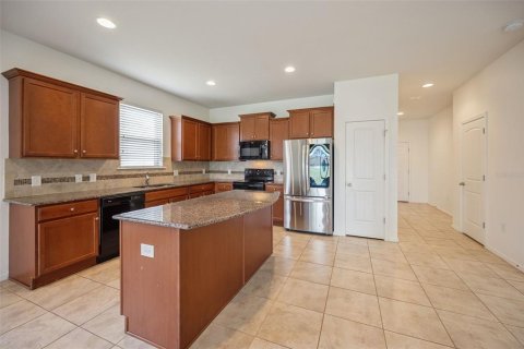 Casa en venta en Brooksville, Florida, 4 dormitorios, 183.76 m2 № 2230776 - foto 10