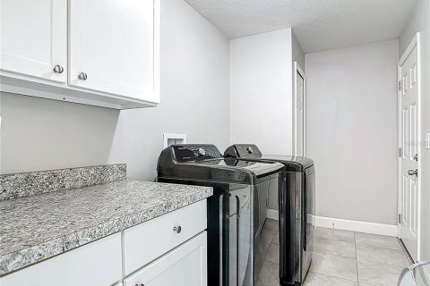 Купить виллу или дом в Ориндж-Сити, Флорида 4 комнаты, 107.67м2, № 2212668 - фото 28