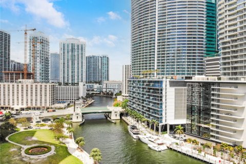 Condominio en alquiler en Miami, Florida, 2 dormitorios, 116.59 m2 № 2011744 - foto 20