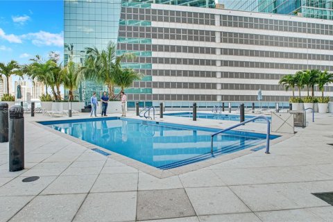 Condominio en alquiler en Miami, Florida, 2 dormitorios, 116.59 m2 № 2011744 - foto 22