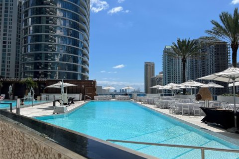 Condominio en alquiler en Miami, Florida, 2 dormitorios, 116.59 m2 № 2011744 - foto 23