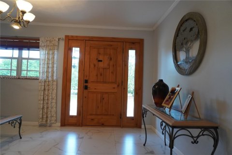 House in Miami, Florida 3 bedrooms, 218.51 sq.m. № 2086749 - photo 13
