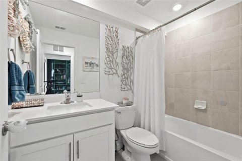 Touwnhouse à vendre à Bradenton, Floride: 3 chambres, 125.6 m2 № 2296804 - photo 27