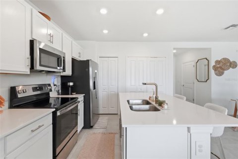 Touwnhouse à vendre à Bradenton, Floride: 3 chambres, 125.6 m2 № 2296804 - photo 12