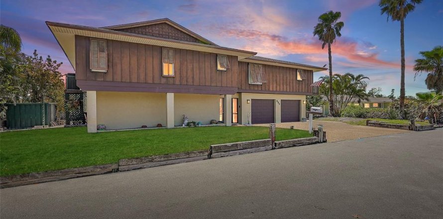 Villa ou maison à Longboat Key, Floride 4 chambres, 208.84 m2 № 1658223