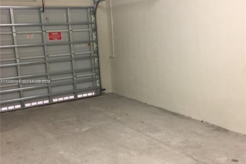 Touwnhouse à louer à Hialeah, Floride: 3 chambres, 152.73 m2 № 1995940 - photo 18