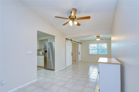 Villa ou maison à vendre à Port Richey, Floride: 3 chambres, 135.92 m2 № 2286947 - photo 15