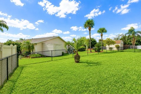 Villa ou maison à vendre à Port Richey, Floride: 3 chambres, 135.92 m2 № 2286947 - photo 9