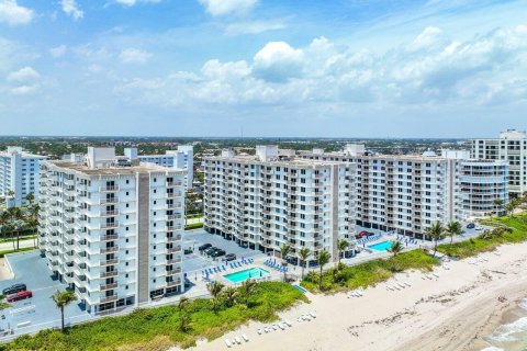 Copropriété à louer à Highland Beach, Floride: 2 chambres, 97.55 m2 № 1180259 - photo 1