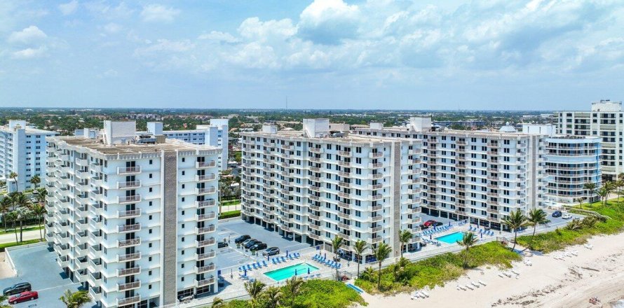Condominio en Highland Beach, Florida, 2 dormitorios № 1180259