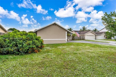 Villa ou maison à vendre à Cooper City, Floride: 4 chambres, 216.74 m2 № 1987832 - photo 2
