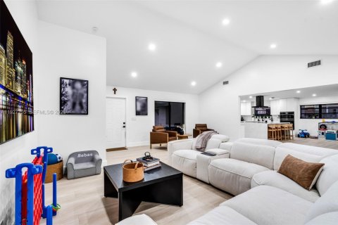 Villa ou maison à vendre à Cooper City, Floride: 4 chambres, 216.74 m2 № 1987832 - photo 8