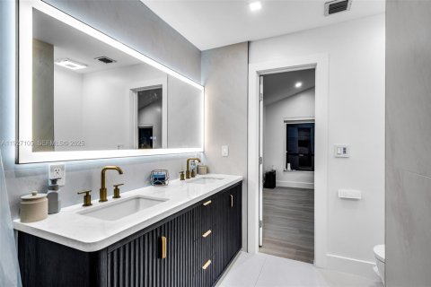 Villa ou maison à vendre à Cooper City, Floride: 4 chambres, 216.74 m2 № 1987832 - photo 20