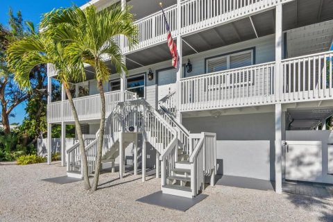 Villa ou maison à Sarasota, Floride 4 chambres, 327.57 m2 № 2354667