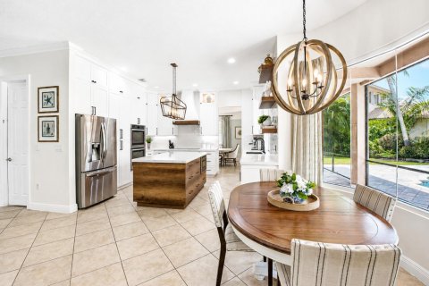 House in Boynton Beach, Florida 6 bedrooms, 404.68 sq.m. № 2177620 - photo 18