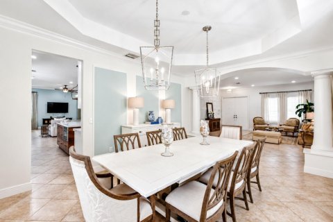 House in Boynton Beach, Florida 6 bedrooms, 404.68 sq.m. № 2177620 - photo 8