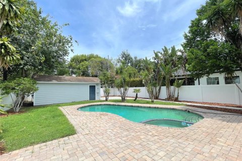 House in Orlando, Florida 3 bedrooms, 118.17 sq.m. № 1857618 - photo 3