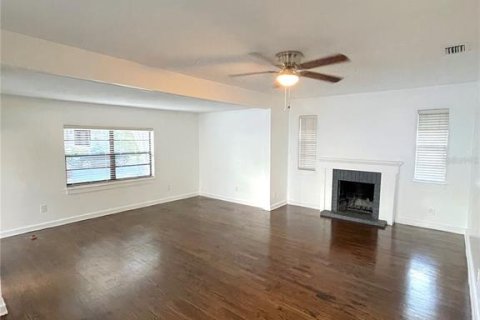 House in Orlando, Florida 3 bedrooms, 118.17 sq.m. № 1857618 - photo 5