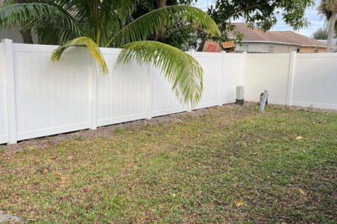 Villa ou maison à vendre à Boynton Beach, Floride: 3 chambres, 104.52 m2 № 2089672 - photo 12