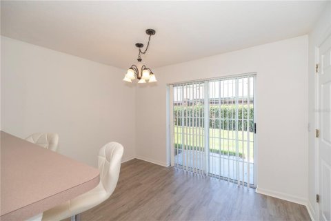 Купить таунхаус в Киссимми, Флорида 5 комнат, 89.19м2, № 2223001 - фото 12
