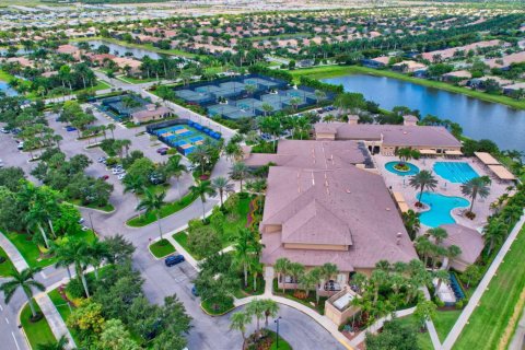 Condo in Delray Beach, Florida, 2 bedrooms  № 2251540 - photo 29