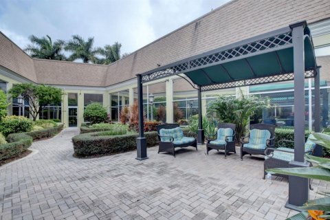 Condo in Delray Beach, Florida, 2 bedrooms  № 2251540 - photo 24