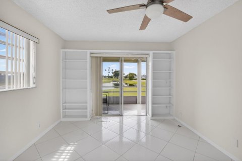 Condo in Delray Beach, Florida, 2 bedrooms  № 2251540 - photo 13