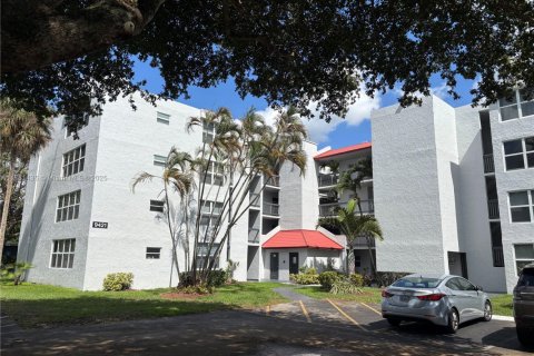 Copropriété à vendre à Davie, Floride: 2 chambres, 72 m2 № 1696512 - photo 1