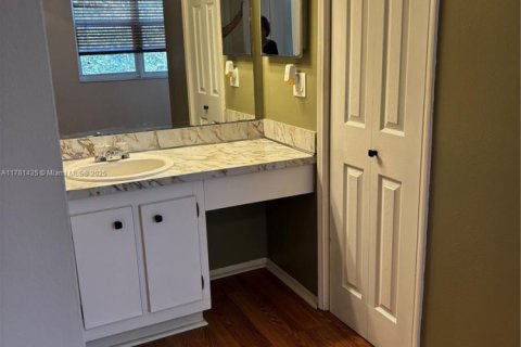 Copropriété à vendre à Davie, Floride: 2 chambres, 72 m2 № 1696512 - photo 14