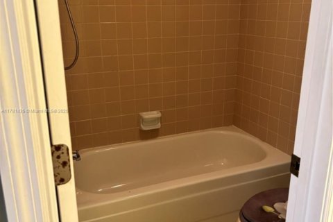 Copropriété à vendre à Davie, Floride: 2 chambres, 72 m2 № 1696512 - photo 16