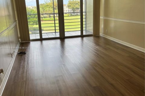 Copropriété à vendre à Davie, Floride: 2 chambres, 72 m2 № 1696512 - photo 7