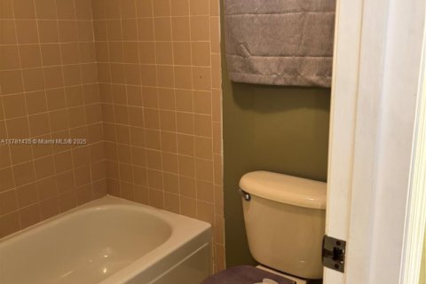 Copropriété à vendre à Davie, Floride: 2 chambres, 72 m2 № 1696512 - photo 15