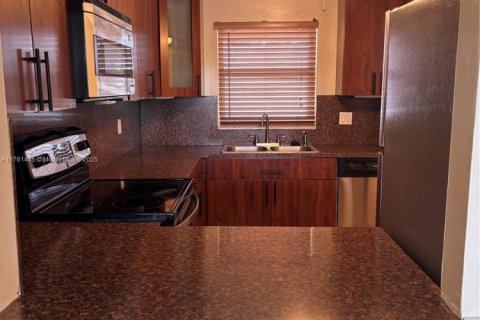 Copropriété à vendre à Davie, Floride: 2 chambres, 72 m2 № 1696512 - photo 5