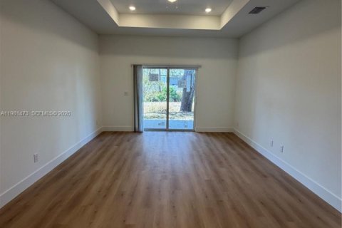 House in Lehigh Acres, Florida 3 bedrooms № 2043156 - photo 30