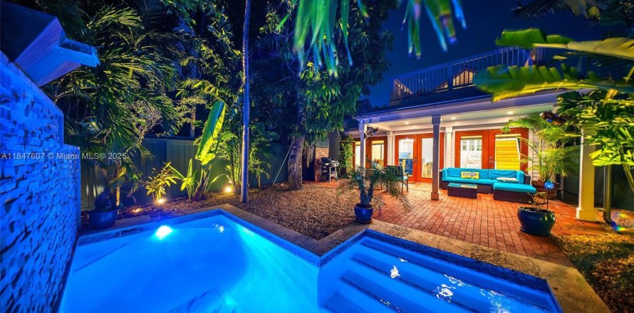 Villa ou maison à Key West, Floride 3 chambres, 136.85 m2 № 1847722