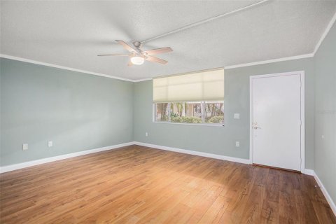 Condo in Clearwater, Florida, 1 bedroom  № 1608674 - photo 6