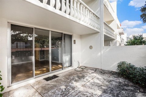 Condo in Clearwater, Florida, 1 bedroom  № 1608674 - photo 24