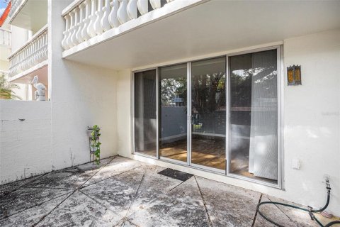 Condo in Clearwater, Florida, 1 bedroom  № 1608674 - photo 23