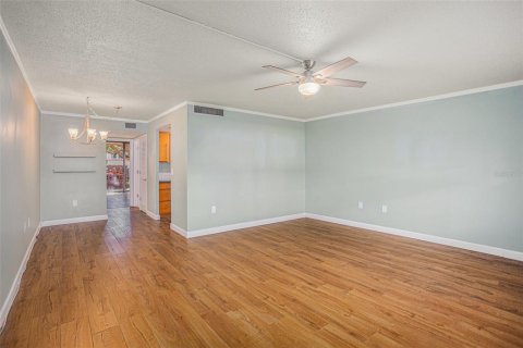 Condo in Clearwater, Florida, 1 bedroom  № 1608674 - photo 10