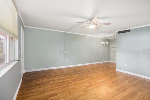 Condo in Clearwater, Florida, 1 bedroom  № 1608674 - photo 7