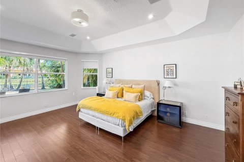 Villa ou maison à louer à Weston, Floride: 5 chambres, 372.17 m2 № 1957134 - photo 27