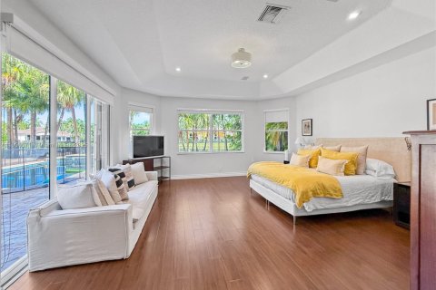 Villa ou maison à louer à Weston, Floride: 5 chambres, 372.17 m2 № 1957134 - photo 26