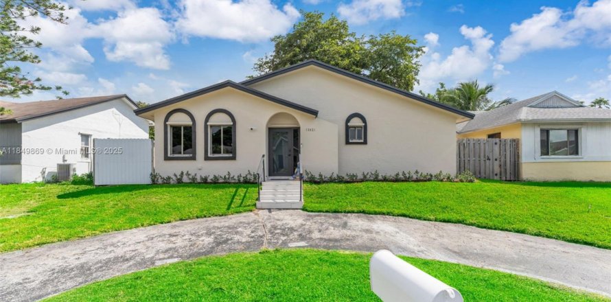 Villa ou maison à Homestead, Floride 2 chambres, 93.92 m2 № 1852210