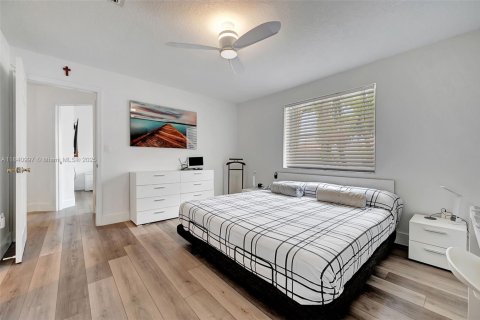 Copropriété à louer à Miami, Floride: 3 chambres, 115.2 m2 № 1939450 - photo 18
