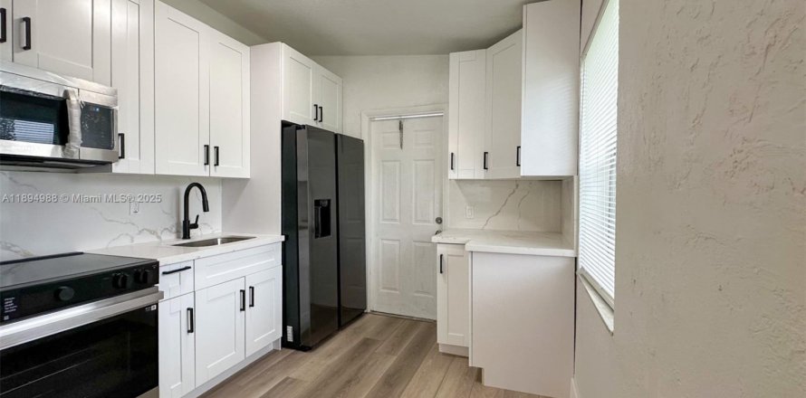 Appartement à Pompano Beach, Floride 2 chambres, 53.51 m2 № 1947478